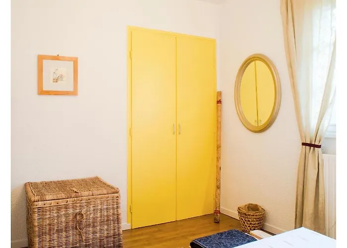 Soignee Et Accueillante A La Campagne - Ch. Jaune L'Honor-de-Cos